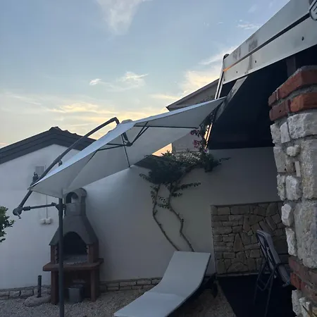 Oaza Planjke - Viola Appartement Rab Town