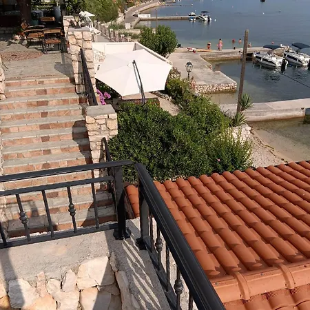 Oaza Planjke - Viola * Rab Town